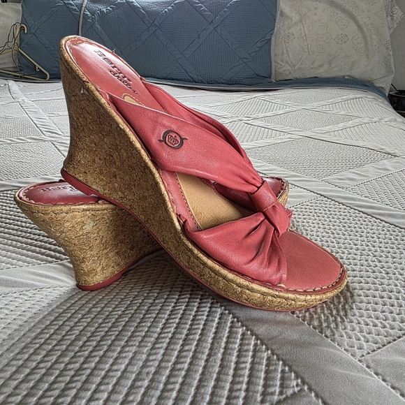 Born Women's Cork Wedge Leather Sandal, Size 8 - Picture 2 of 9